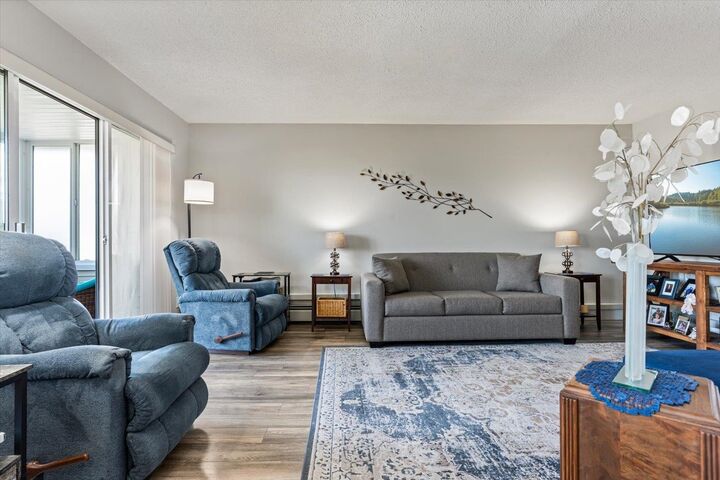 Property Photo:  8725 Elm Drive 314  BC V2P 4Y3 