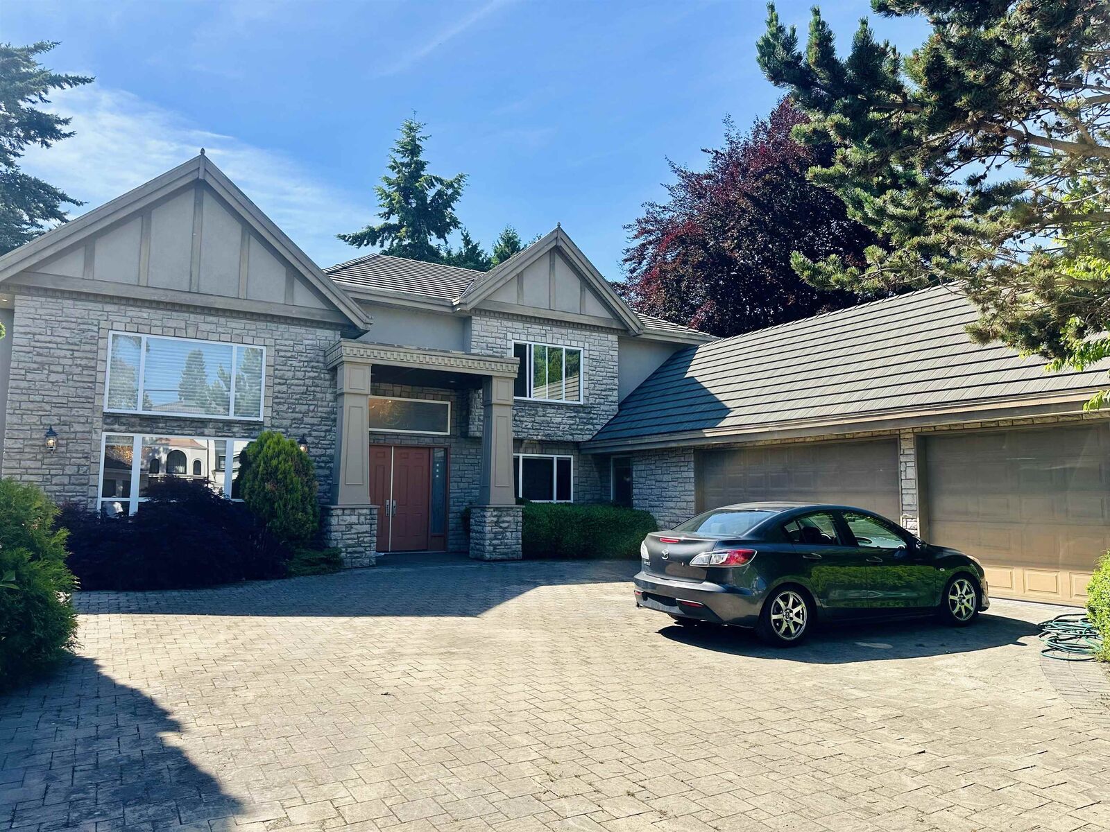 Property Photo: 10051 Deagle Road BC V7A 1R3