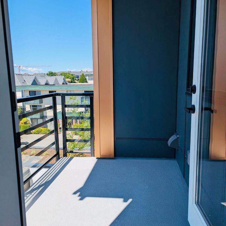 Property Photo:  20769 Fraser Highway  BC V3A 0S4 