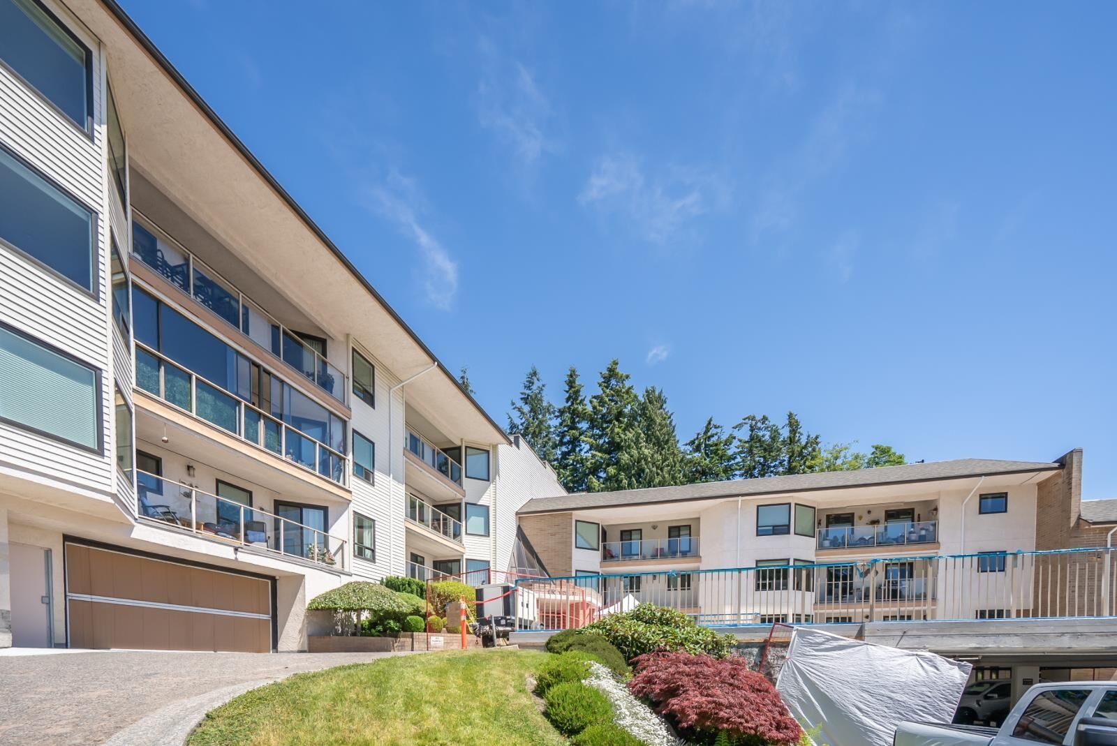 Property Photo:  1350 Vidal Street 309  BC V4B 5G6 