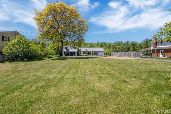 Property Photo:  1940 Stony Point Road  NY 14072 