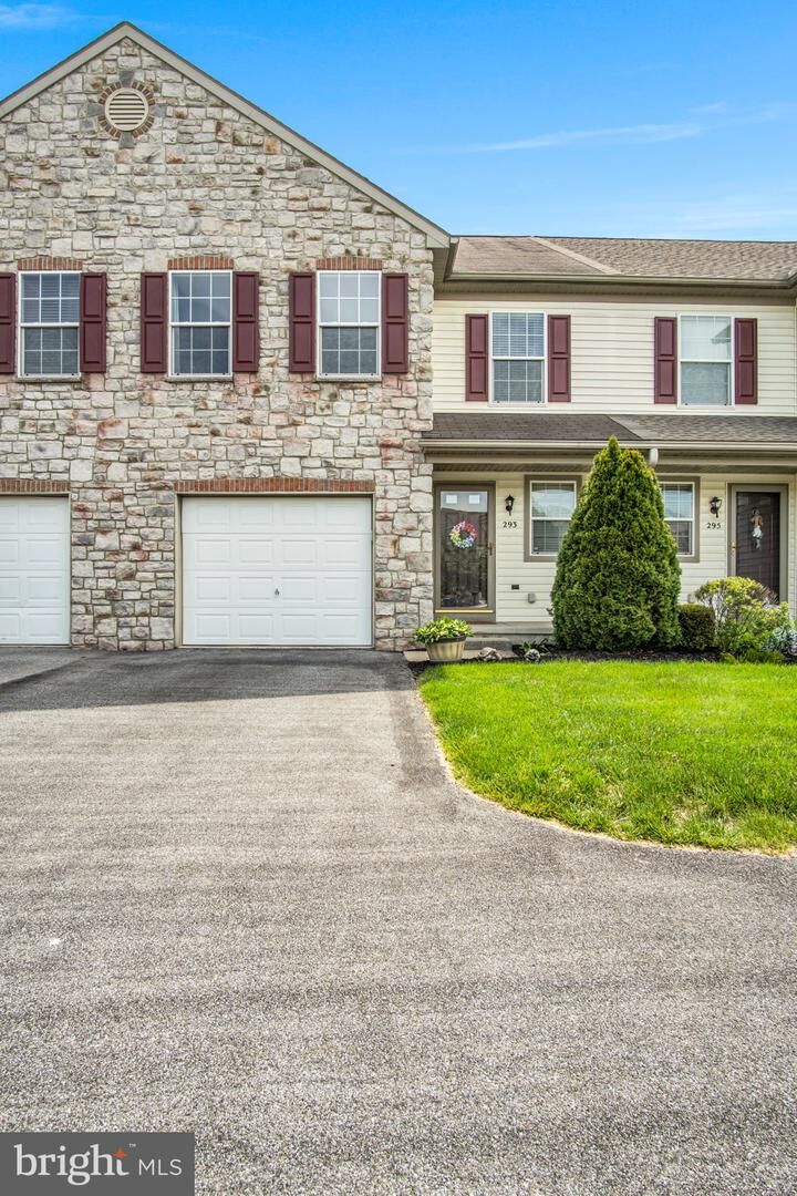 Property Photo:  293 Buckley Drive  PA 17112 