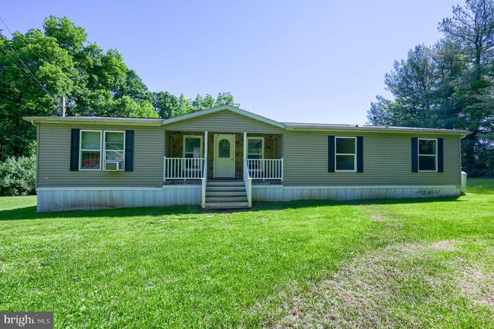 Property Photo:  881 Camp Meeting Road  PA 17519 