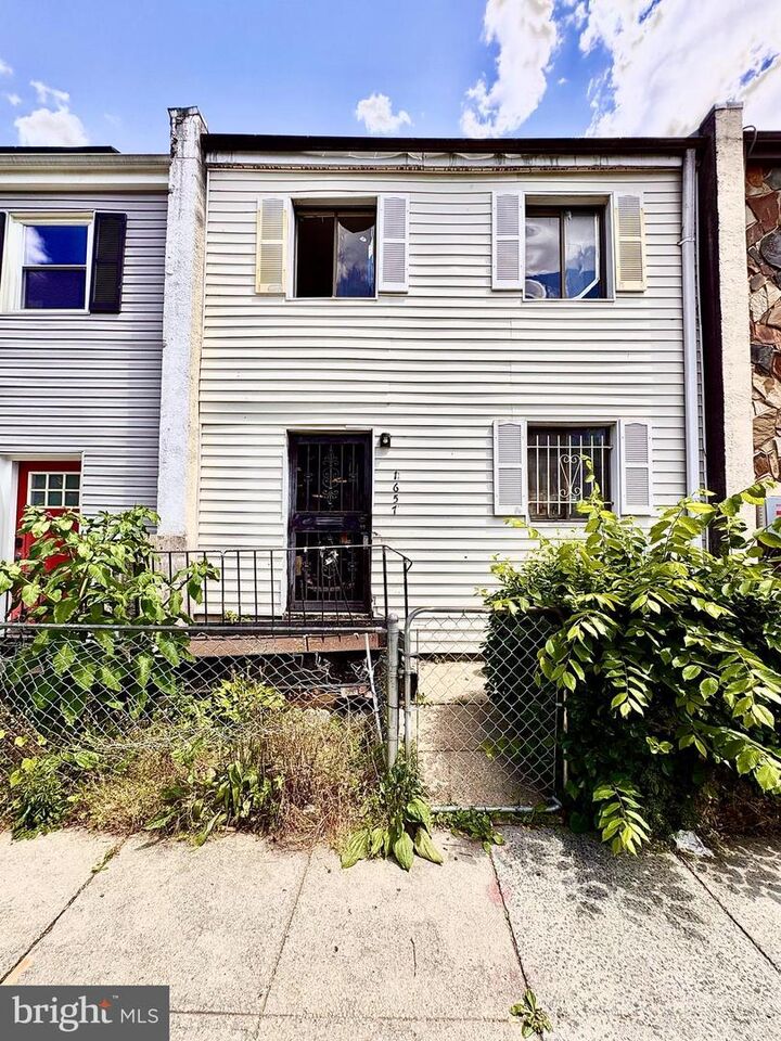 Property Photo: 1657 11th Place NE DC 20002