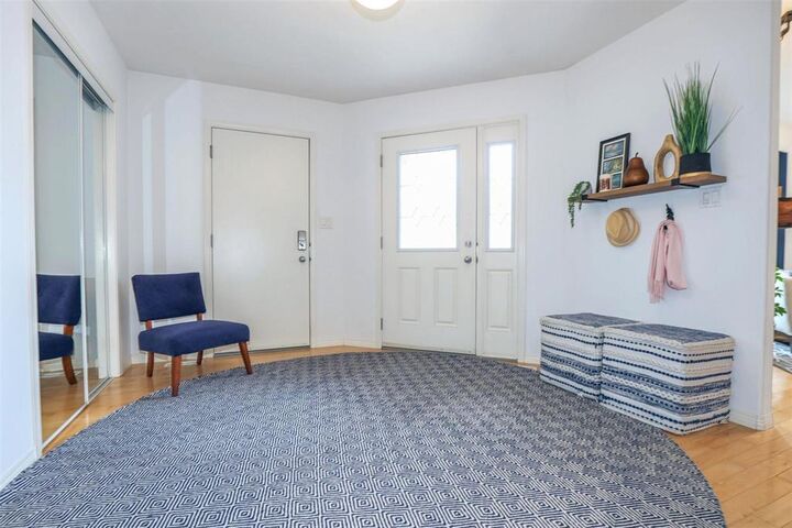 Property Photo:  35 Grandmont Boulevard  MB R3V 0A7 