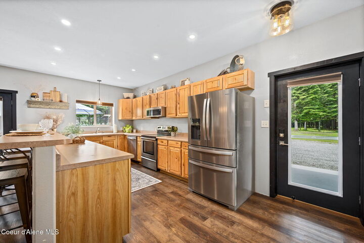 Property Photo:  9654 E Highway 54  ID 83801 