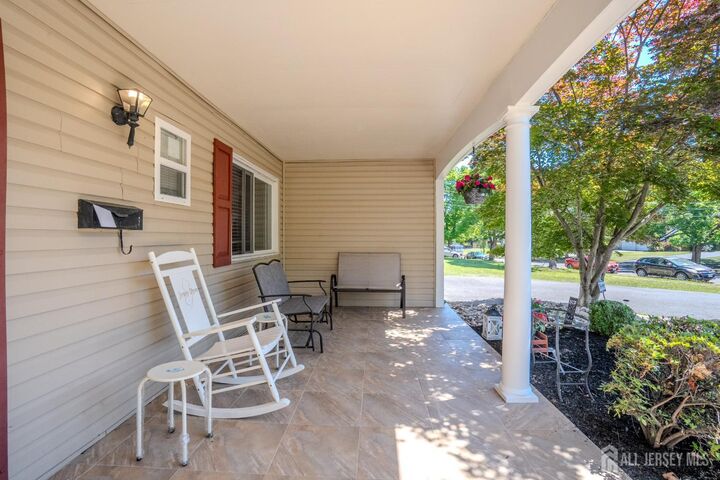 Property Photo:  16 Neptune Court  NJ 08873 