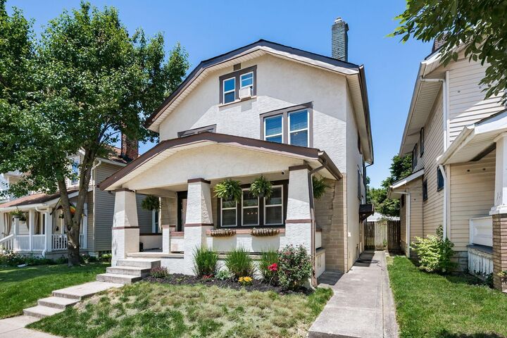 Property Photo: 164 E Hinman Avenue OH 43207