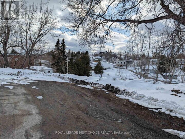 Property Photo:  17 Argentite Street  ON P0J 1C0 