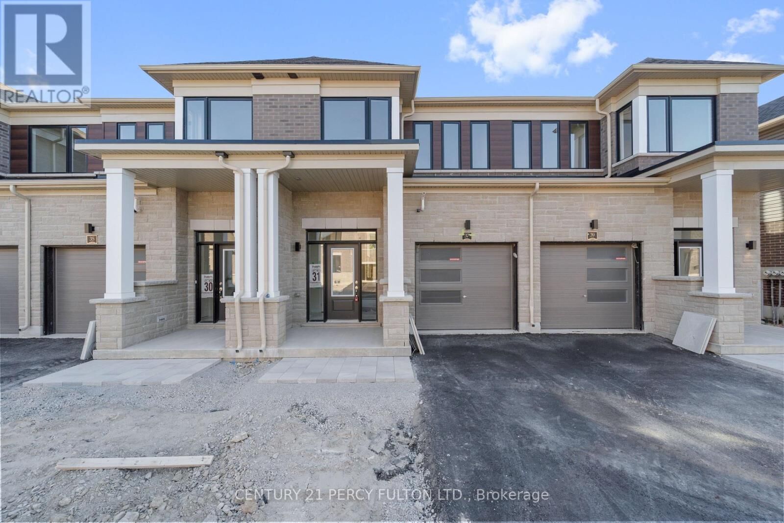 Property Photo:  37 Watts Mews  ON K9V 5V7 