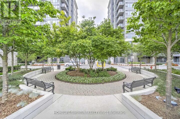Property Photo:  277 South Park Road 820  ON L3T 0B7 