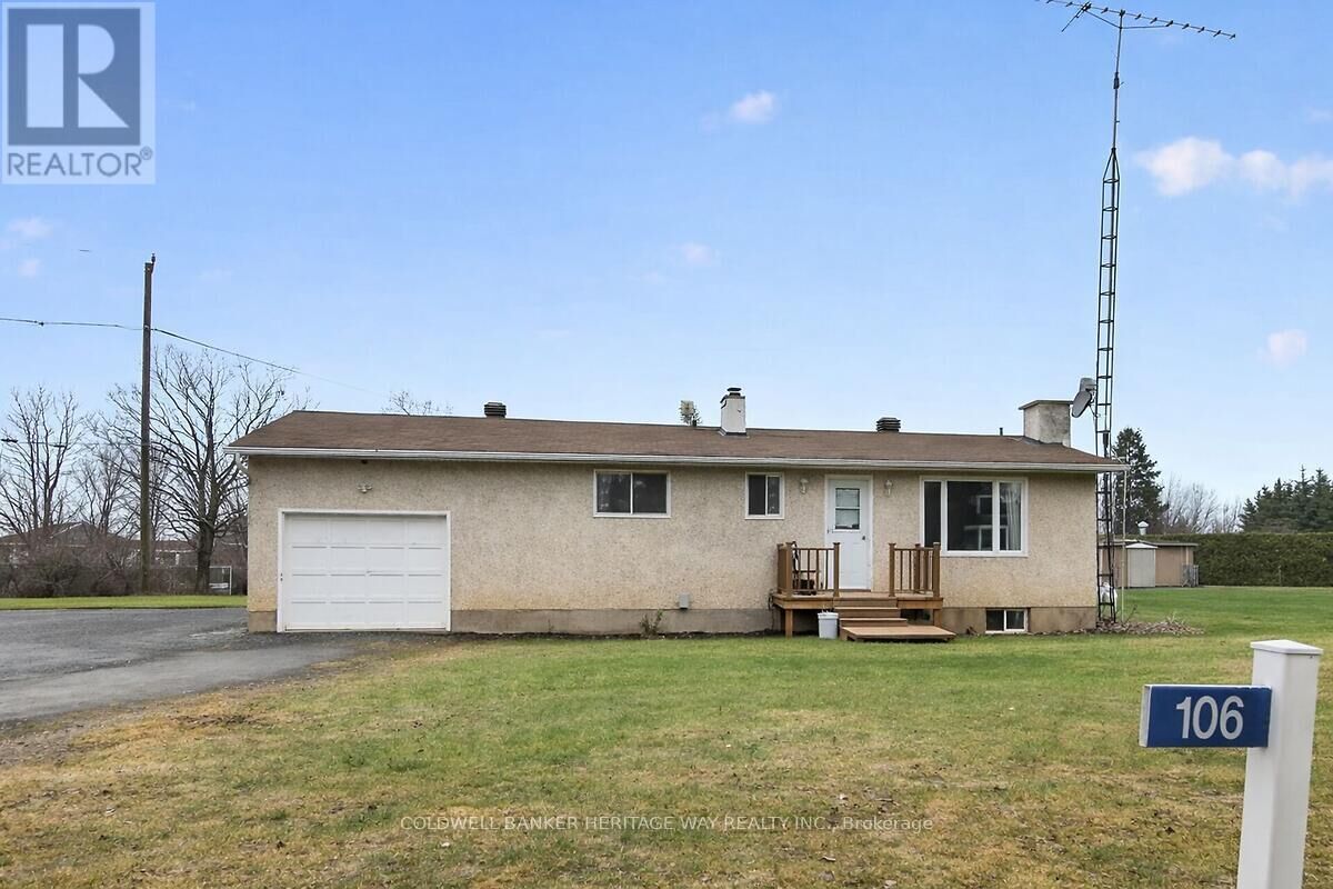 Property Photo:  106 Munro Lane  ON K7C 3P2 