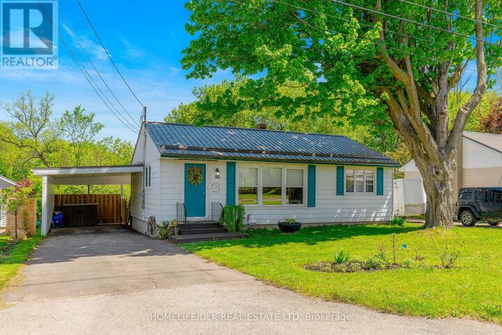 Property Photo:  86 Brookview Crescent  ON K6V 4P2 