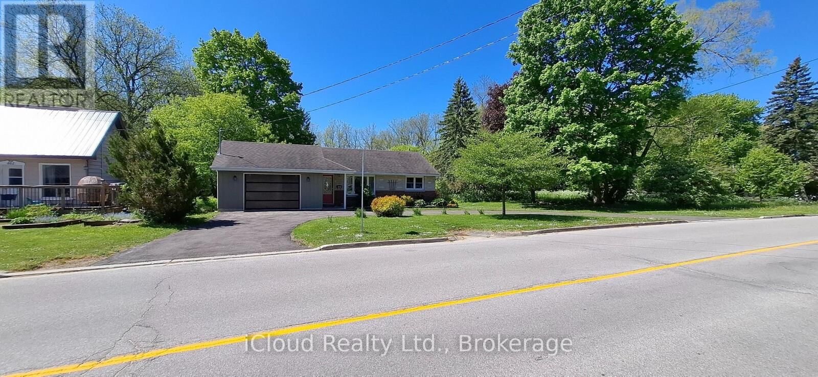 Property Photo:  481 24th Street West  ON N4K 4H9 