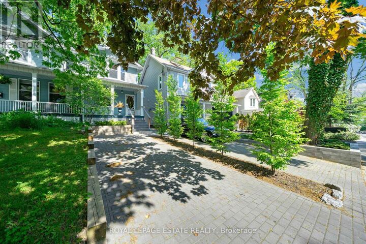 Property Photo:  101 Silver Birch Avenue  ON M4E 3L3 