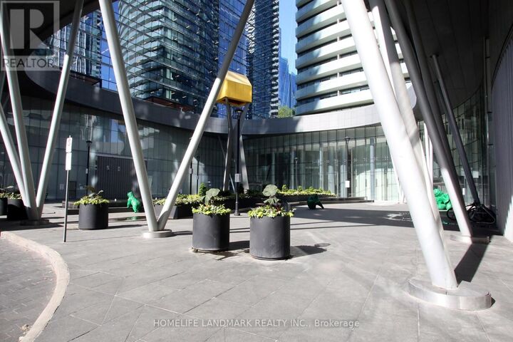 Property Photo:  12 York Street 1504  ON M5J 0A9 