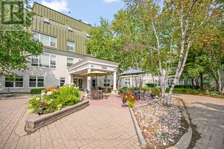 Property Photo:  100 Anna Russell Way 232  ON L3R 6C7 