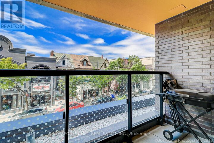 Property Photo:  109 Ossington Avenue 202  ON M6J 0G1 