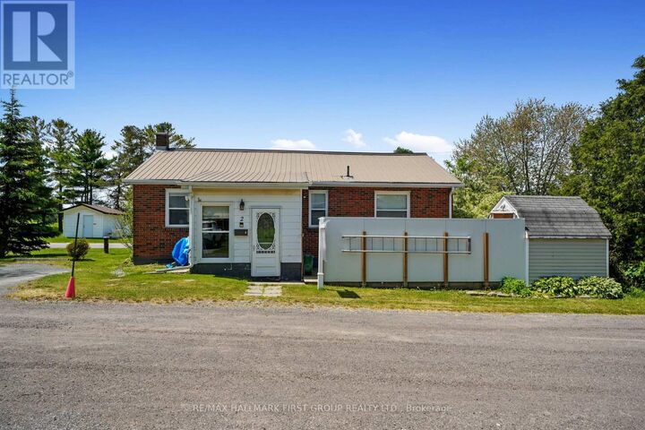 Property Photo:  2 Park Lane  ON K9A 0X9 
