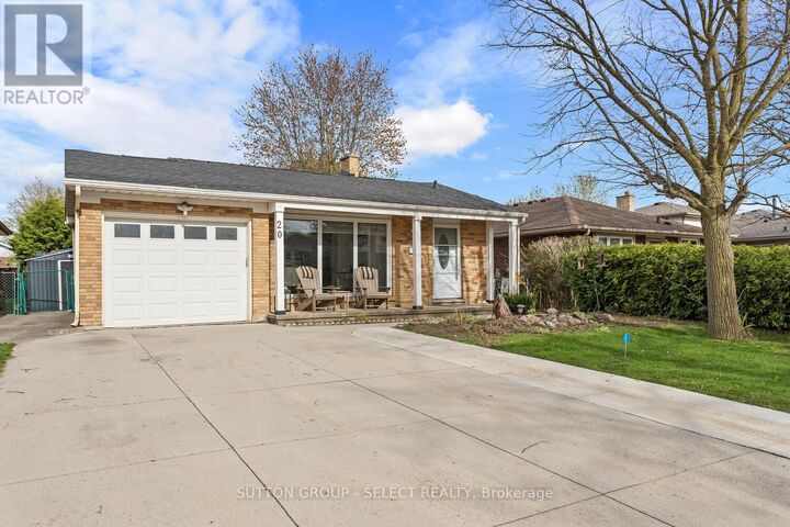 Property Photo:  20 Lochern Road  ON N5Z 4L6 