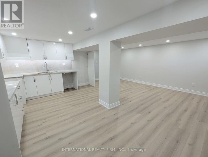 Property Photo:  198 Cherrywood Drive Bsmt  ON L3Y 2X8 