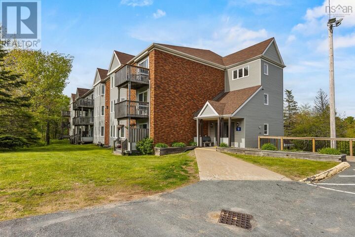 9 Forest Hills Parkway 351 — photo 1