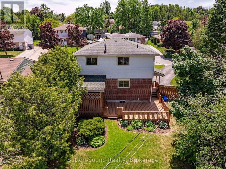 Property Photo:  1038 11th Street East  ON N4K 5V6 