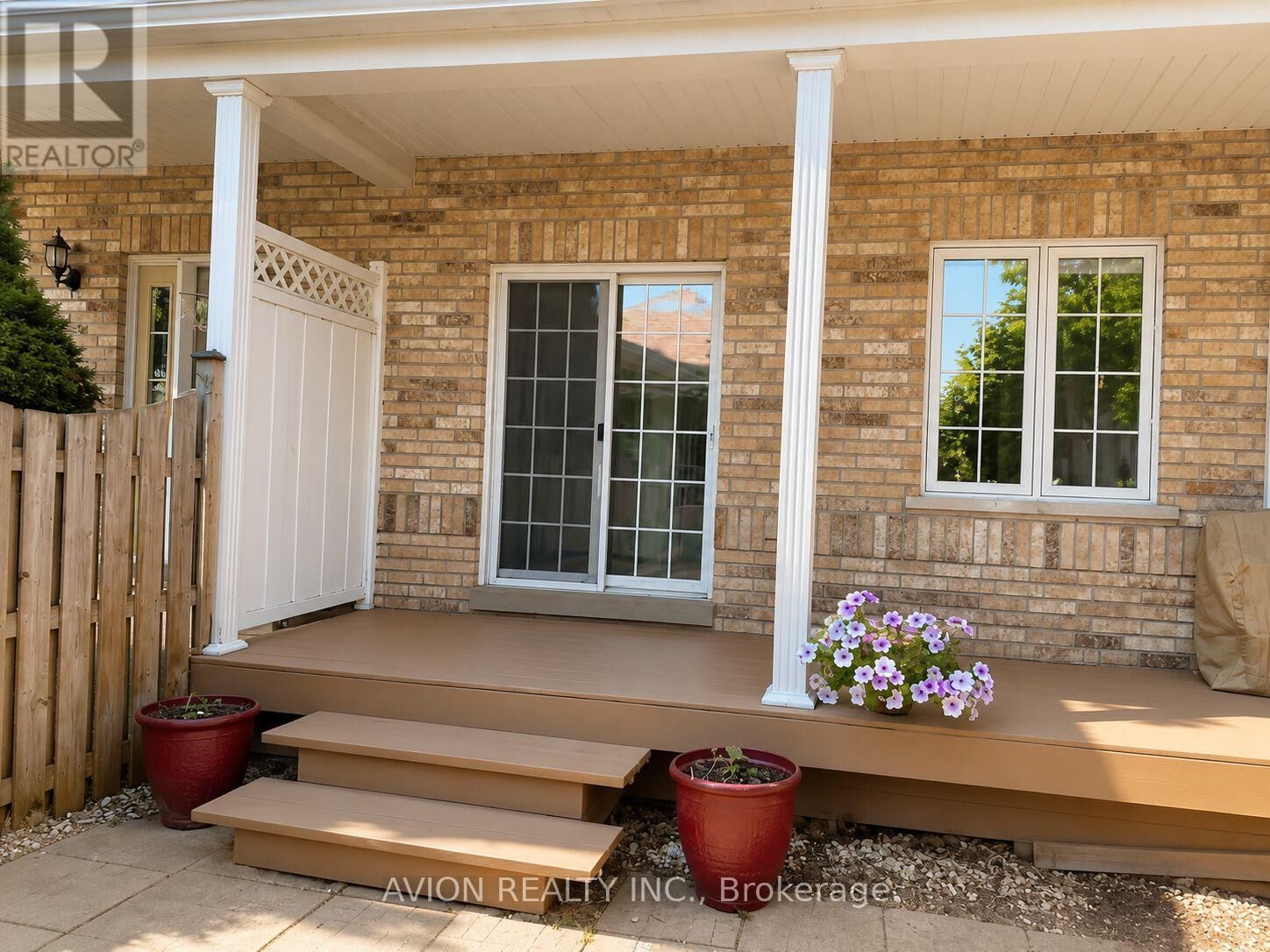Property Photo:  9 Riverlands Avenue  ON L6B 1B5 