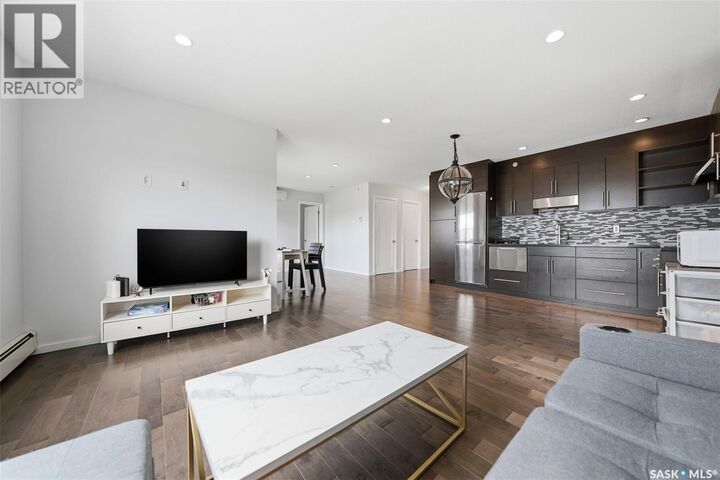 Property Photo:  410 230 Slimmon Road  SK S7V 0B3 