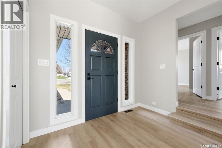 Property Photo:  1535 Lee Grayson Crescent N  SK S4X 3Z9 
