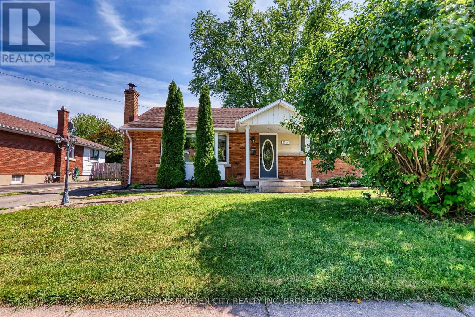 Property Photo:  6734 O'Neil Street  ON L2J 1N2 