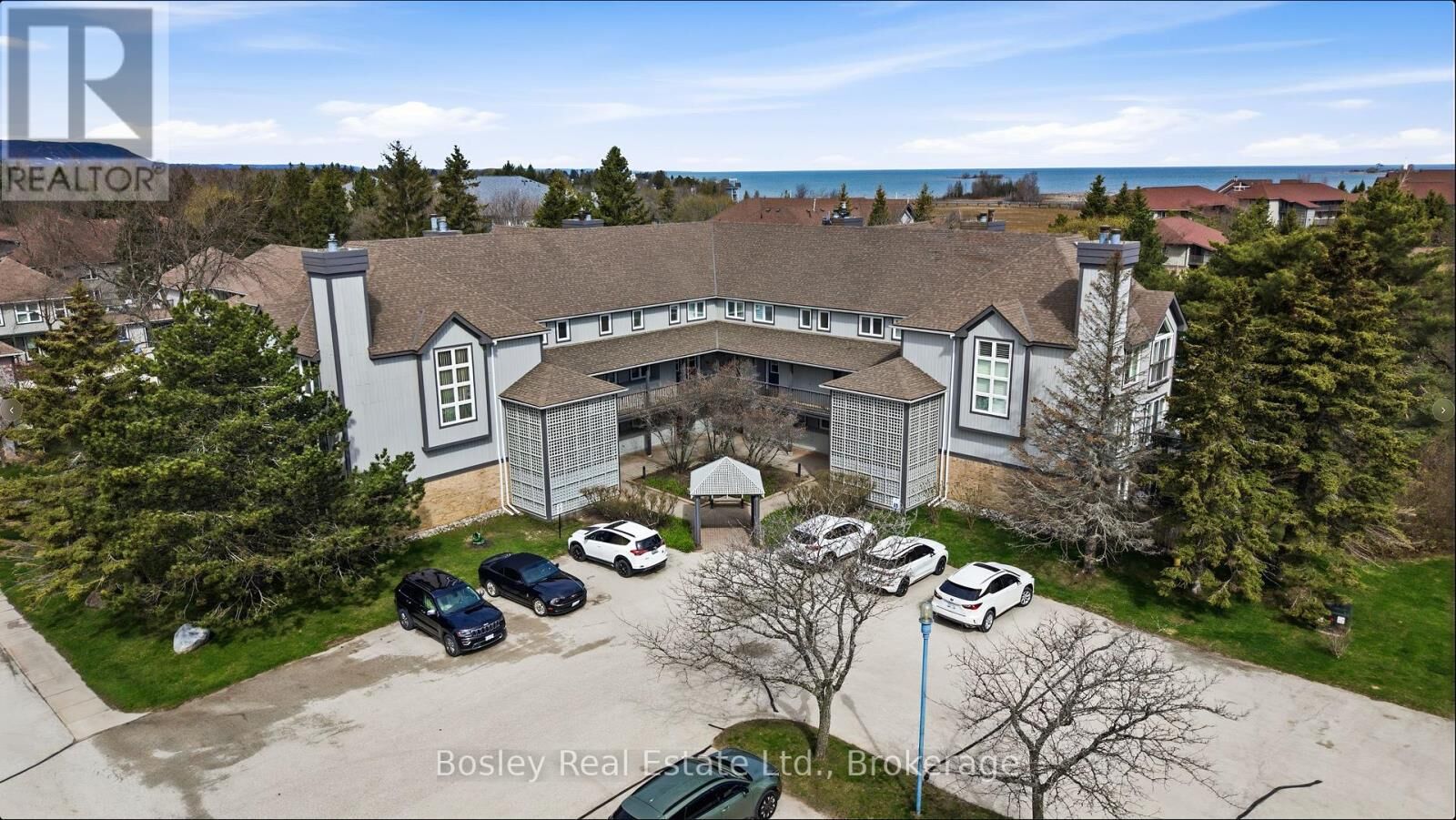 Property Photo:  348 Mariners Way  ON L9Y 5C7 