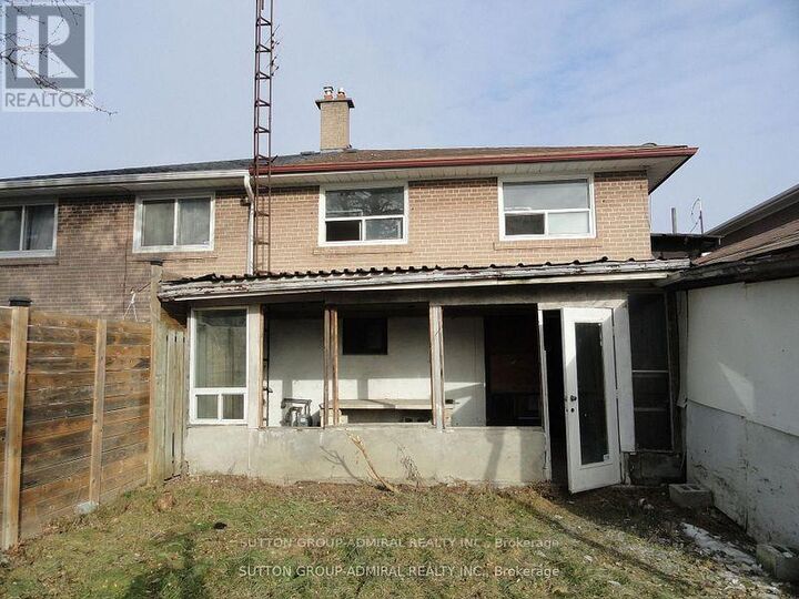 Property Photo: 205 St Lucie Drive ON M9M 1T4