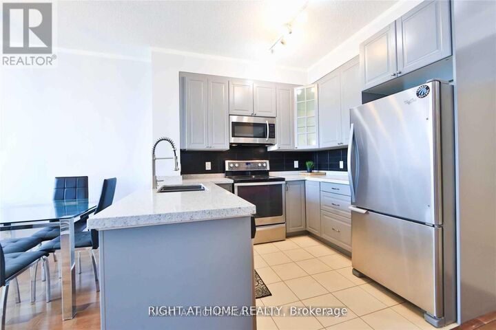 Property Photo:  3515 Kariya Drive 608  ON L5B 0C1 