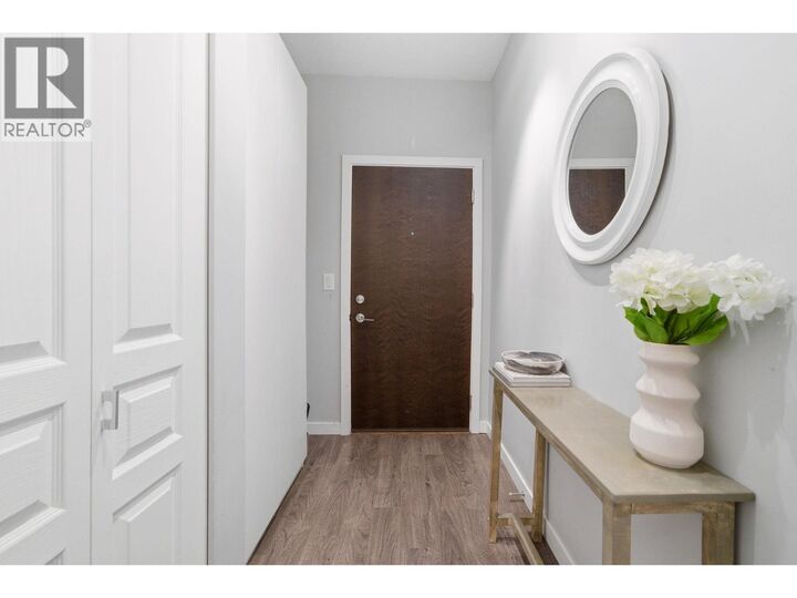 Property Photo:  1152 Windsor Mews 512  BC V3B 0N1 