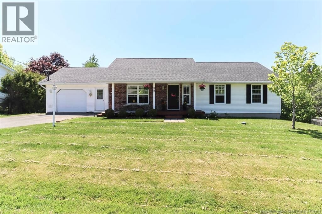 Property Photo:  11 Princeton Avenue  NB E2E 3H3 