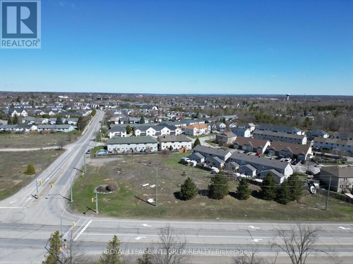 Property Photo:  2 Spicer Street  ON K7C 4S3 
