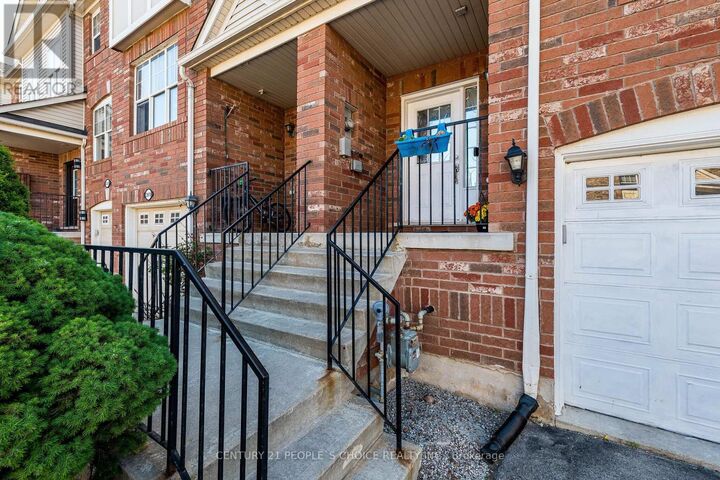 Property Photo:  2880 Garnethill Way  ON L6M 5E8 