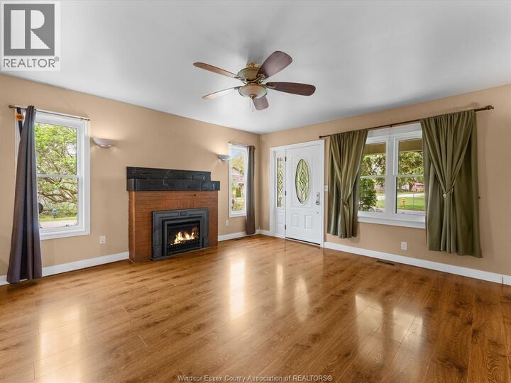 Property Photo:  3803 Woodward Boulevard  ON N8W 2Z2 