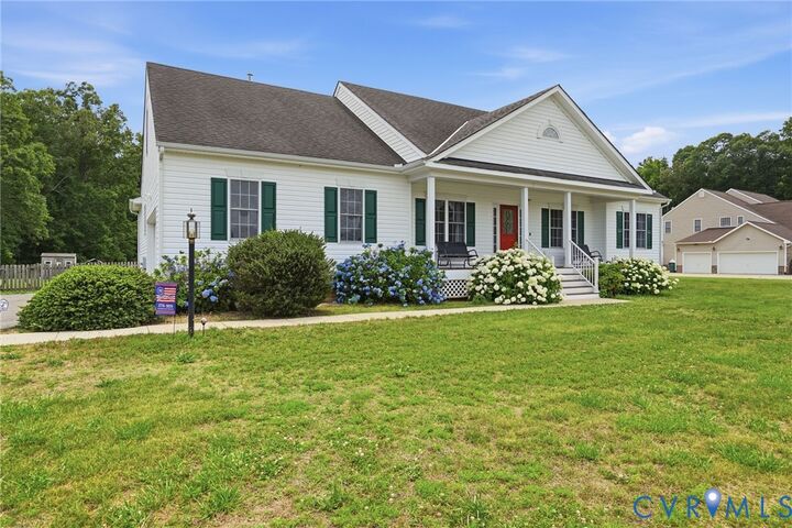 Property Photo: 5305 Wellington Ridge Road VA 23231
