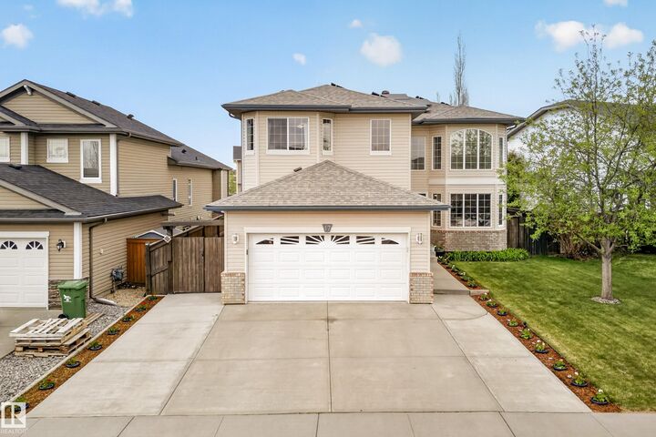 Property Photo:  17 Carriere Crescent  AB T4X 0A8 