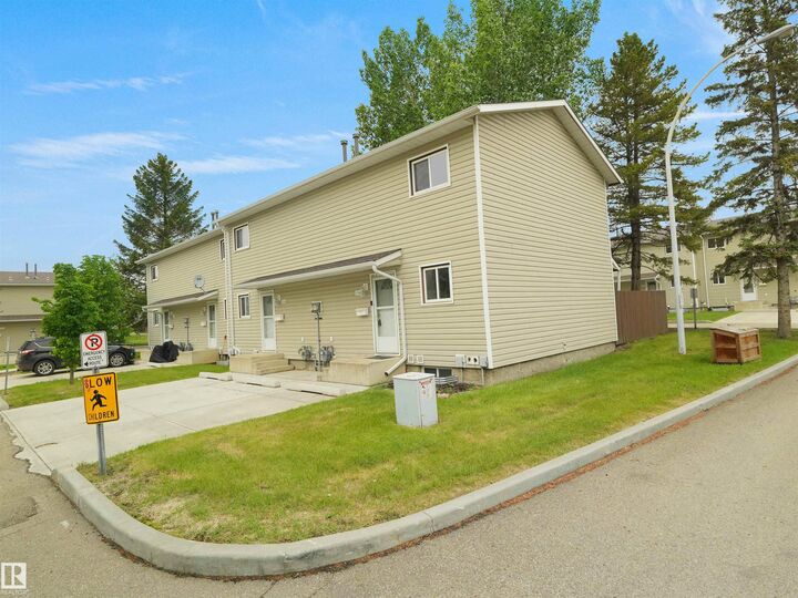 Property Photo:  6346 180 Street NW  AB T5T 2J6 