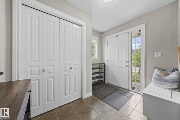 Property Photo:  8097 Shaske Drive NW  AB T6R 0B6 