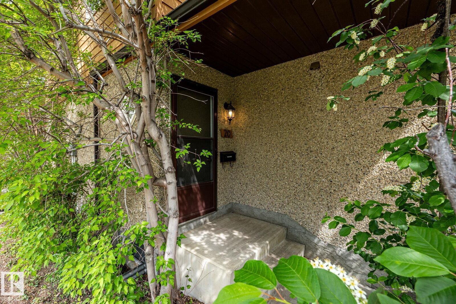 Property Photo:  3812 20 Avenue NW 20  AB T6L 4B2 