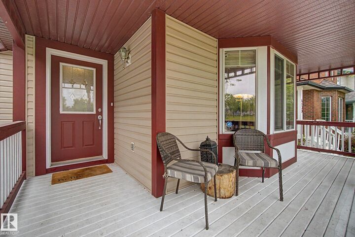 Property Photo:  4137 Tompkins Way NW  AB T6R 3E6 