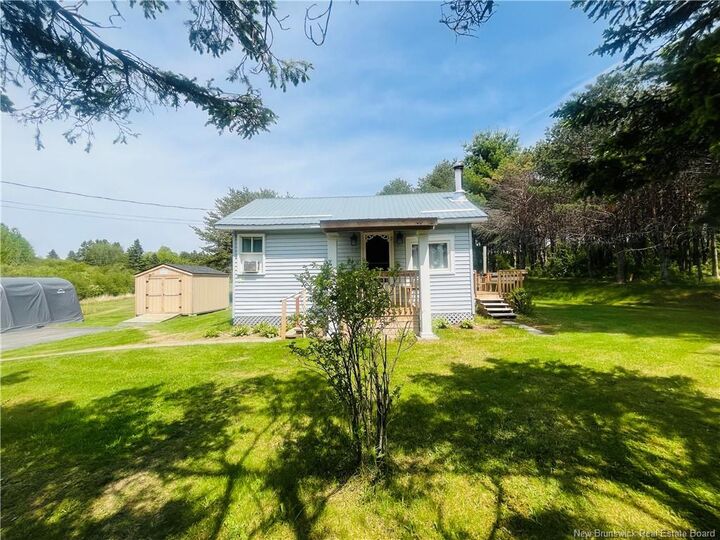 Property Photo:  90 Northwest Road  NB E9E 1J4 