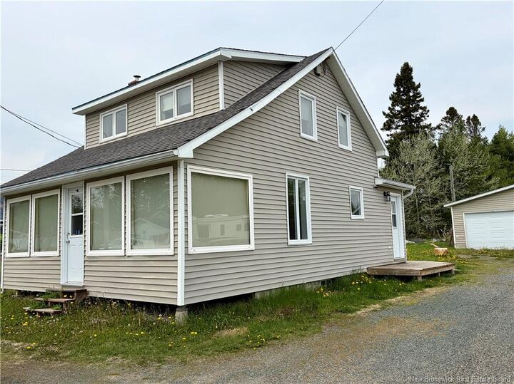 Property Photo:  18 Mallet  NB E6E 1R9 