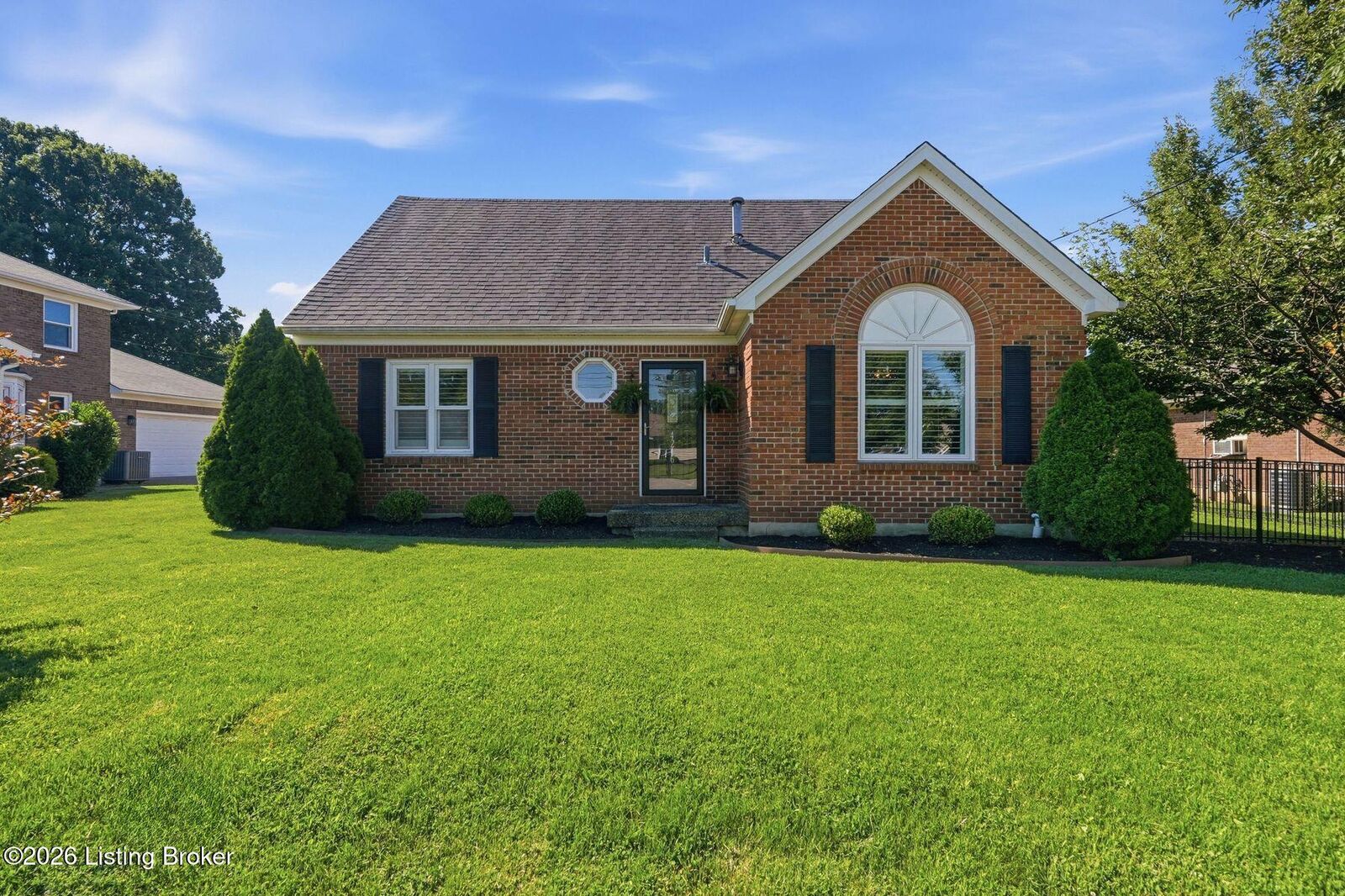 Property Photo:  4246 Westport Rd  KY 40207 