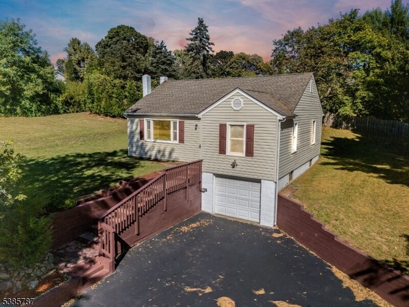 Property Photo: 4 Lingert Ave NJ 08809