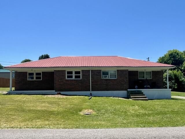 Property Photo:  114-116 E Mason Avenue  KY 40422 